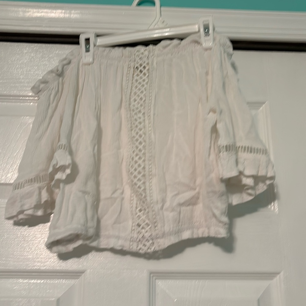 womens straight across top